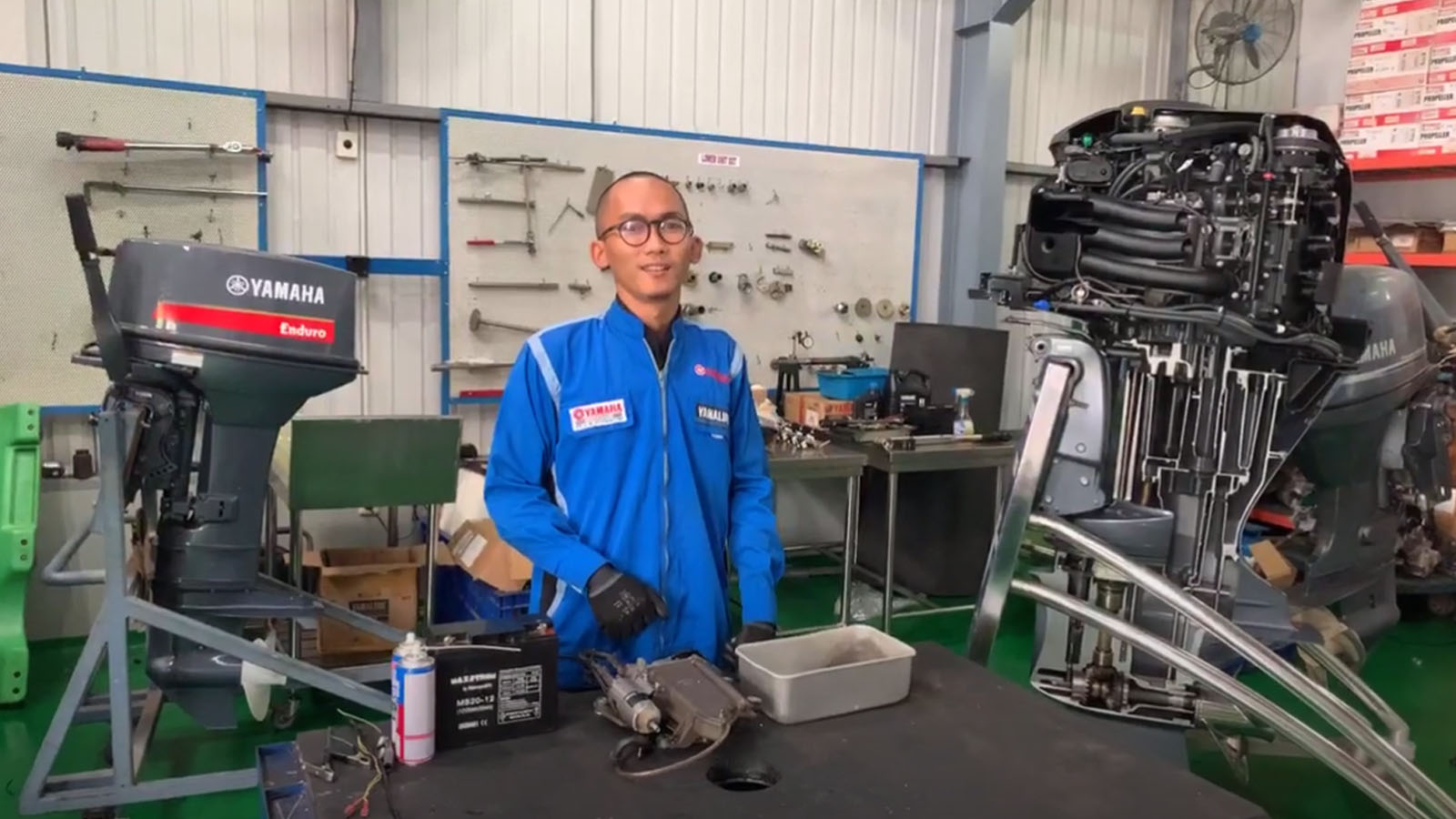 Yamaha Marine Cleaning fuel pump (High & Low) on vapor separator 4